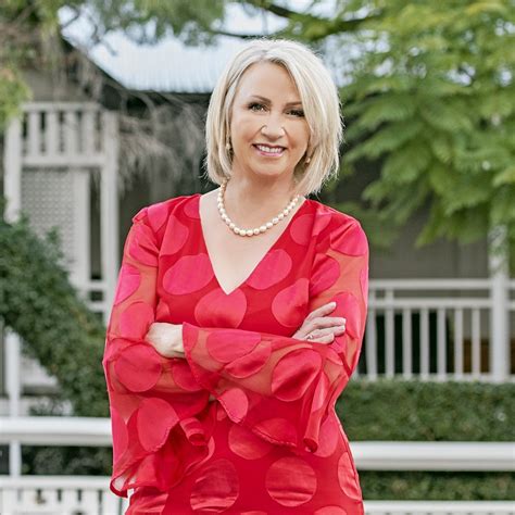 Anne Fidler is a performer! .